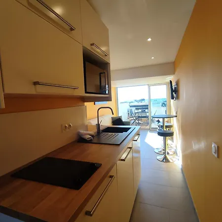 76, Port Nature Colline 2 Village Naturiste *