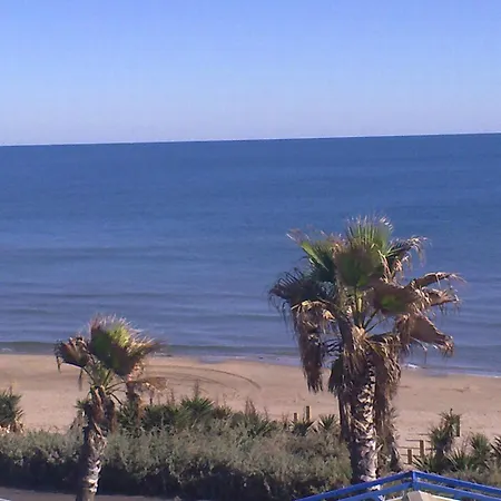 76, Port Nature Colline 2 Village Naturiste Apartment