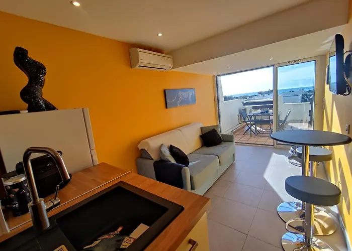 76, Port Nature Colline 2 Village Naturiste